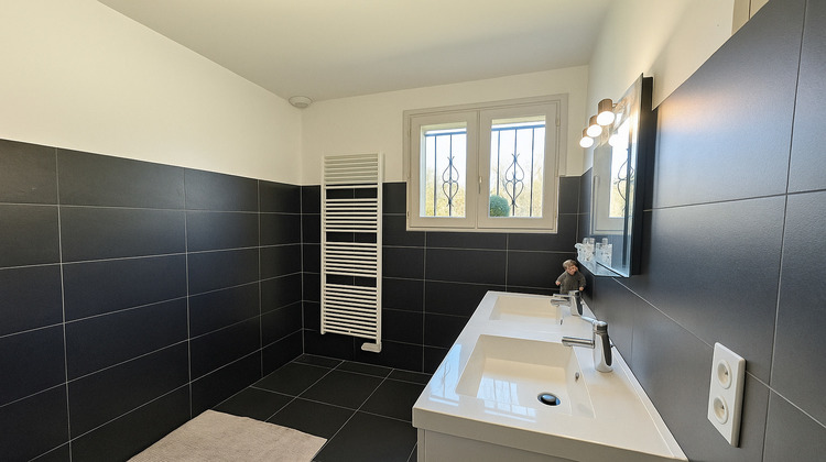 Ma-Cabane - Vente Maison CASTELMAUROU, 195 m²