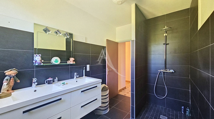 Ma-Cabane - Vente Maison CASTELMAUROU, 195 m²