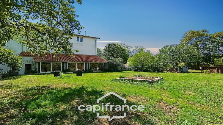 Ma-Cabane - Vente Maison CASTELSARRASIN, 330 m²
