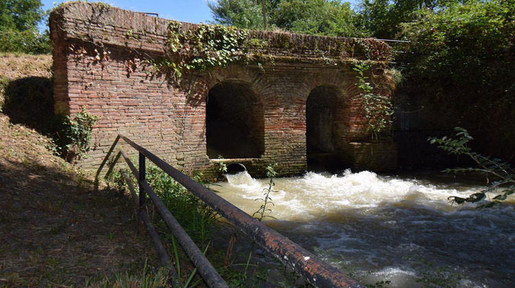 Ma-Cabane - Vente Maison CASTELSARRASIN, 330 m²