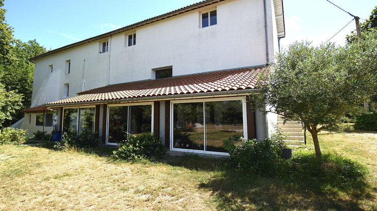 Ma-Cabane - Vente Maison CASTELSARRASIN, 330 m²