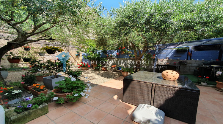 Ma-Cabane - Vente Maison Castillon-du-Gard, 212 m²