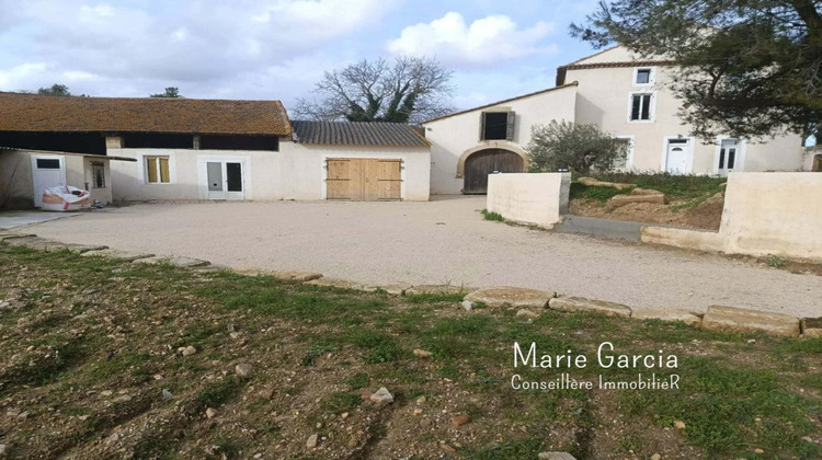 Ma-Cabane - Vente Maison Castillon-du-Gard, 180 m²
