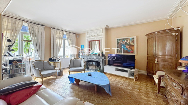 Ma-Cabane - Vente Maison Castillon-la-Bataille, 296 m²