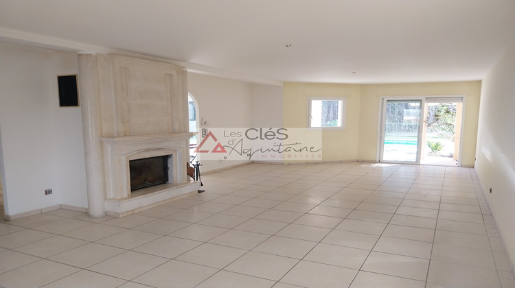 Ma-Cabane - Vente Maison Castres-Gironde, 230 m²