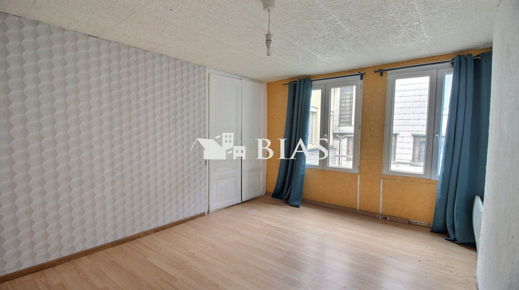 Ma-Cabane - Vente Maison Caudebec-lès-Elbeuf, 75 m²