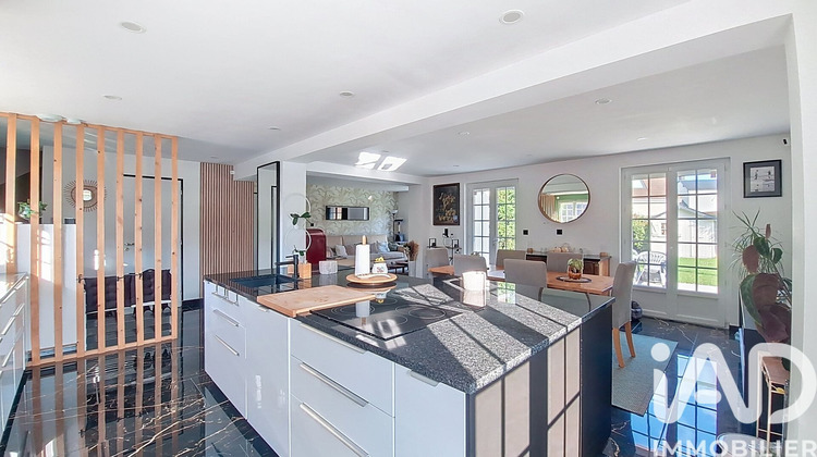 Ma-Cabane - Vente Maison Caudebec-Lès-Elbeuf, 132 m²