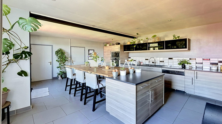 Ma-Cabane - Vente Maison Caudebec-lès-Elbeuf, 120 m²