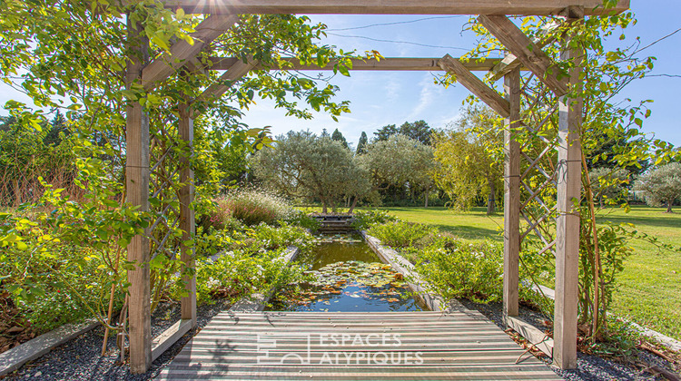 Ma-Cabane - Vente Maison CAUMONT-SUR-DURANCE, 320 m²