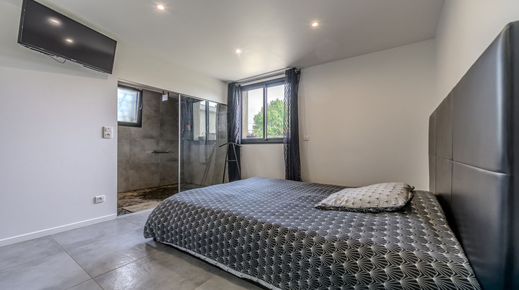 Ma-Cabane - Vente Maison CAUMONT-SUR-DURANCE, 180 m²