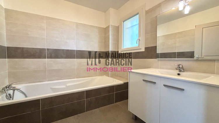 Ma-Cabane - Vente Maison Caumont-sur-Durance, 84 m²