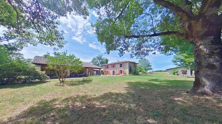 Ma-Cabane - Vente Maison CAUSSADE, 320 m²