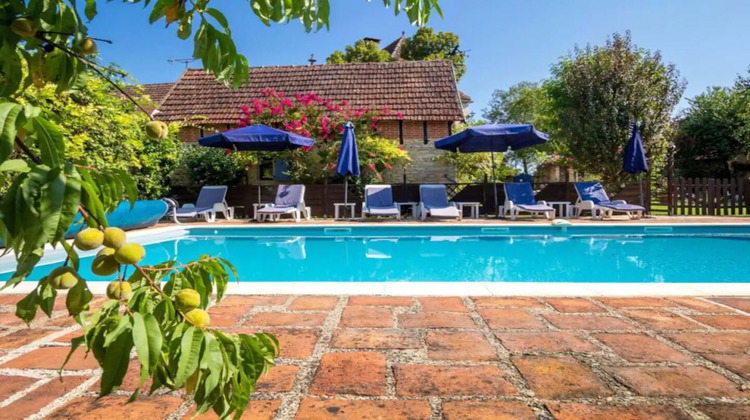 Ma-Cabane - Vente Maison CAVAGNAC, 270 m²