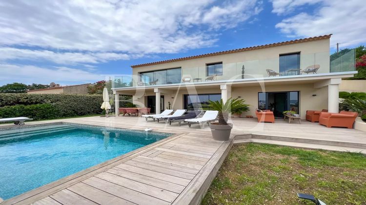 Ma-Cabane - Vente Maison Cavalaire-sur-Mer, 180 m²