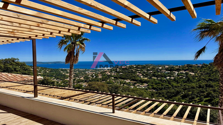 Ma-Cabane - Vente Maison Cavalaire-sur-Mer, 291 m²