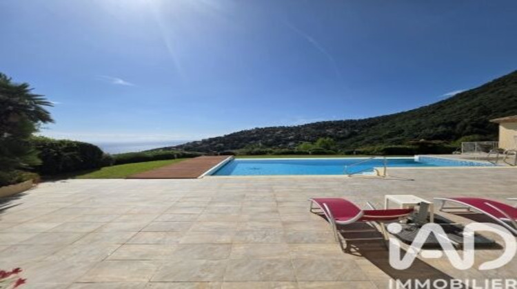 Ma-Cabane - Vente Maison Cavalaire-sur-Mer, 352 m²