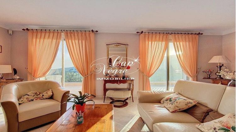 Ma-Cabane - Vente Maison CAVALAIRE-SUR-MER, 220 m²