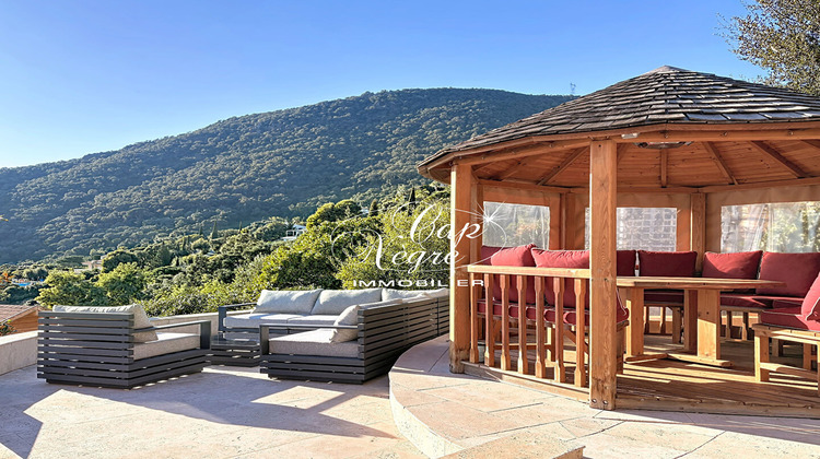 Ma-Cabane - Vente Maison CAVALAIRE-SUR-MER, 227 m²