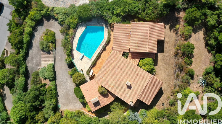 Ma-Cabane - Vente Maison Cavalaire-sur-Mer, 180 m²