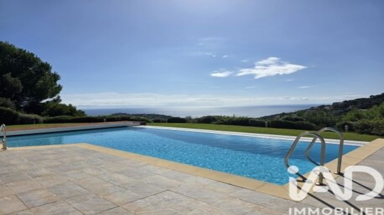 Ma-Cabane - Vente Maison Cavalaire-sur-Mer, 352 m²