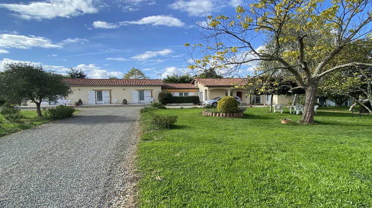 Ma-Cabane - Vente Maison CAZAUBON, 198 m²
