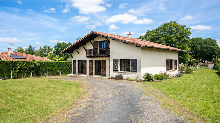 Ma-Cabane - Vente Maison CAZERES-SUR-L'ADOUR, 115 m²