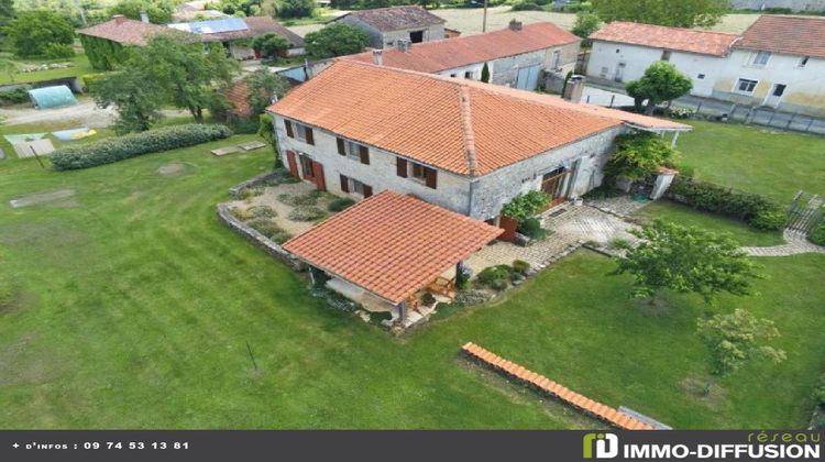 Ma-Cabane - Vente Maison CELLEFROUIN, 270 m²