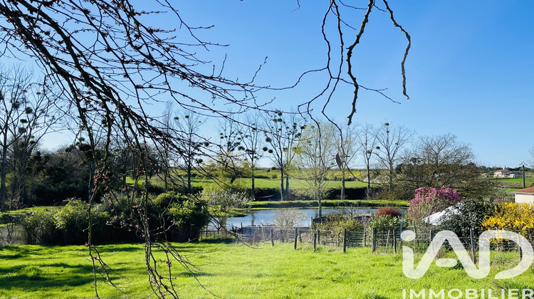 Ma-Cabane - Vente Maison Cernusson, 111 m²