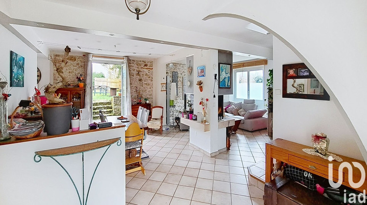 Ma-Cabane - Vente Maison Cerny, 202 m²