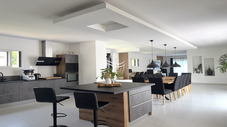 Ma-Cabane - Vente Maison Cesny-les-Sources, 220 m²