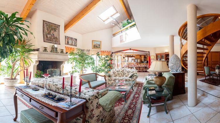 Ma-Cabane - Vente Maison Cessy, 583 m²