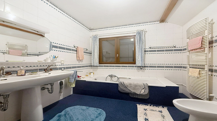 Ma-Cabane - Vente Maison CESSY, 162 m²