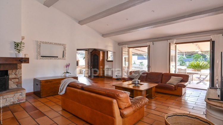 Ma-Cabane - Vente Maison CEYRESTE, 150 m²