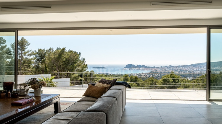 Ma-Cabane - Vente Maison CEYRESTE, 335 m²