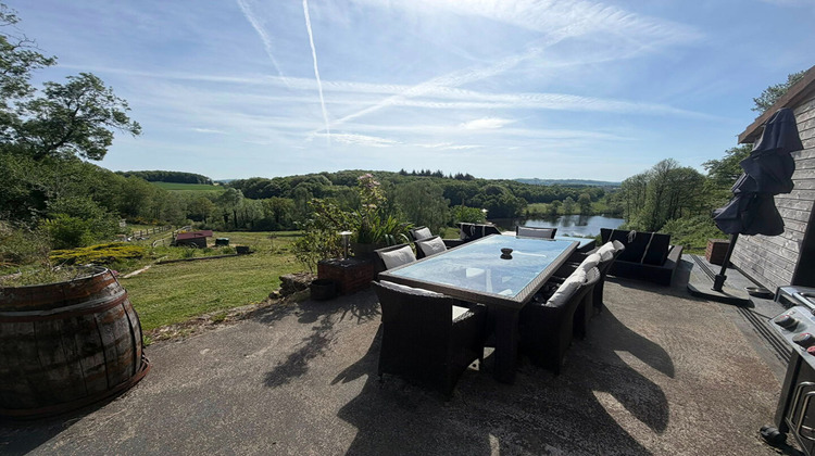 Ma-Cabane - Vente Maison CEYROUX, 220 m²