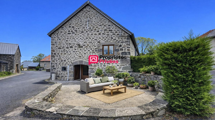 Ma-Cabane - Vente Maison CEYSSAT, 300 m²