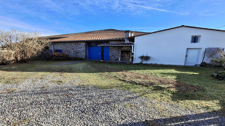 Ma-Cabane - Vente Maison Chabanais, 103 m²