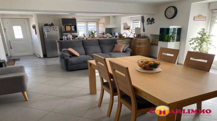 Ma-Cabane - Vente Maison Chabanais, 130 m²