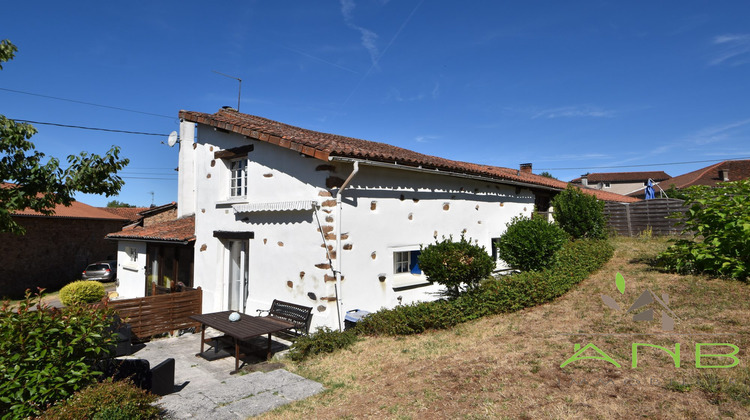 Ma-Cabane - Vente Maison Chabanais, 149 m²