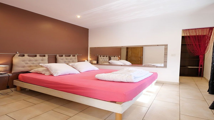 Ma-Cabane - Vente Maison CHABESTAN, 203 m²