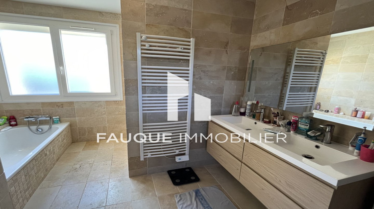 Ma-Cabane - Vente Maison CHABEUIL, 189 m²