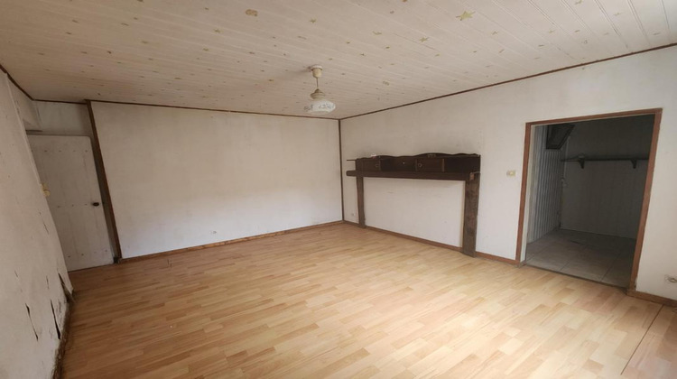 Ma-Cabane - Vente Maison CHABRAC, 97 m²