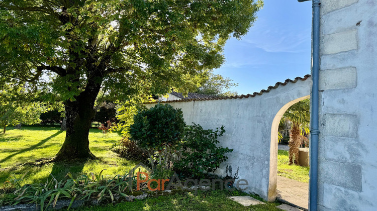 Ma-Cabane - Vente Maison Chaillevette, 241 m²