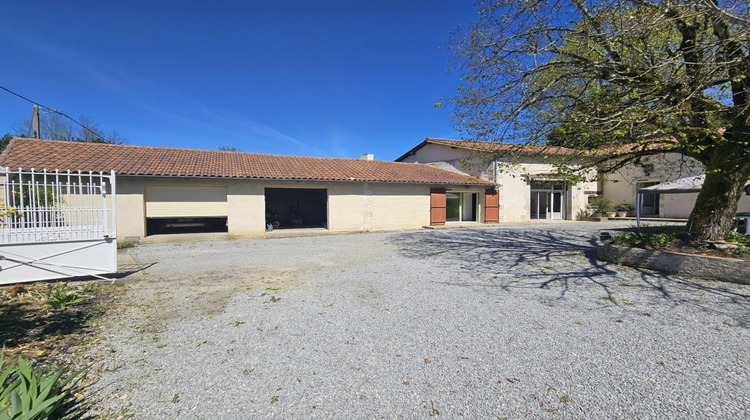 Ma-Cabane - Vente Maison CHALAGNAC, 247 m²