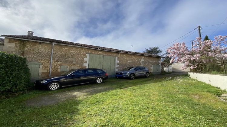 Ma-Cabane - Vente Maison CHALAIS, 222 m²