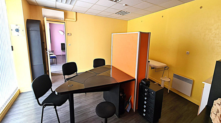 Ma-Cabane - Vente Maison CHALAIS, 79 m²