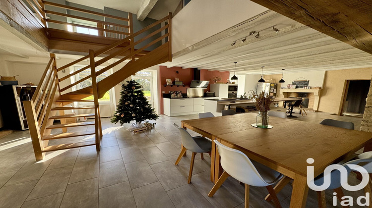 Ma-Cabane - Vente Maison Chalandray, 255 m²