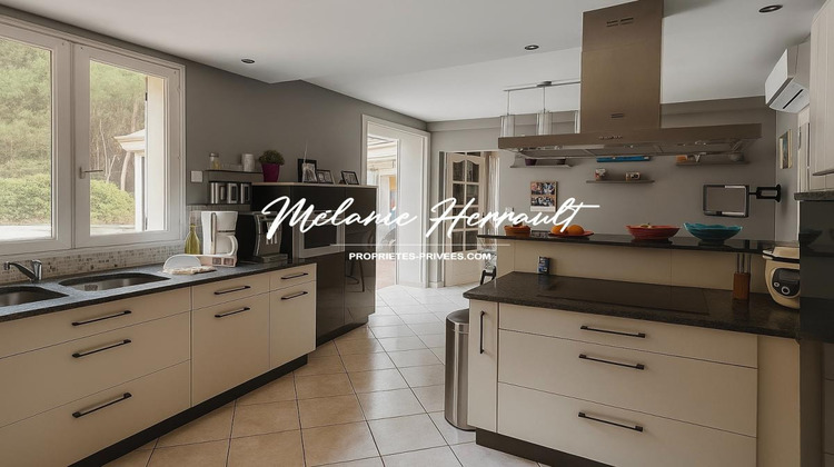 Ma-Cabane - Vente Maison CHALLES, 223 m²