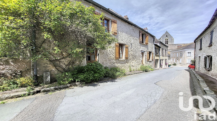 Ma-Cabane - Vente Maison Chalo-Saint-Mars, 77 m²