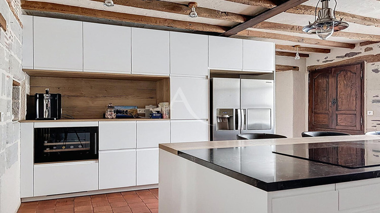 Ma-Cabane - Vente Maison CHALONNES-SUR-LOIRE, 308 m²